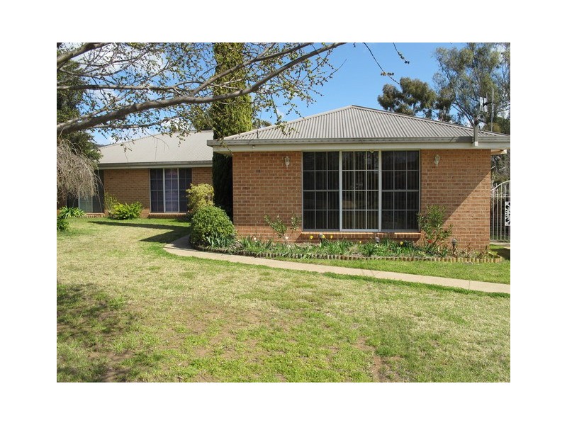 18 Wentworth Avenue, Mudgee NSW 2850