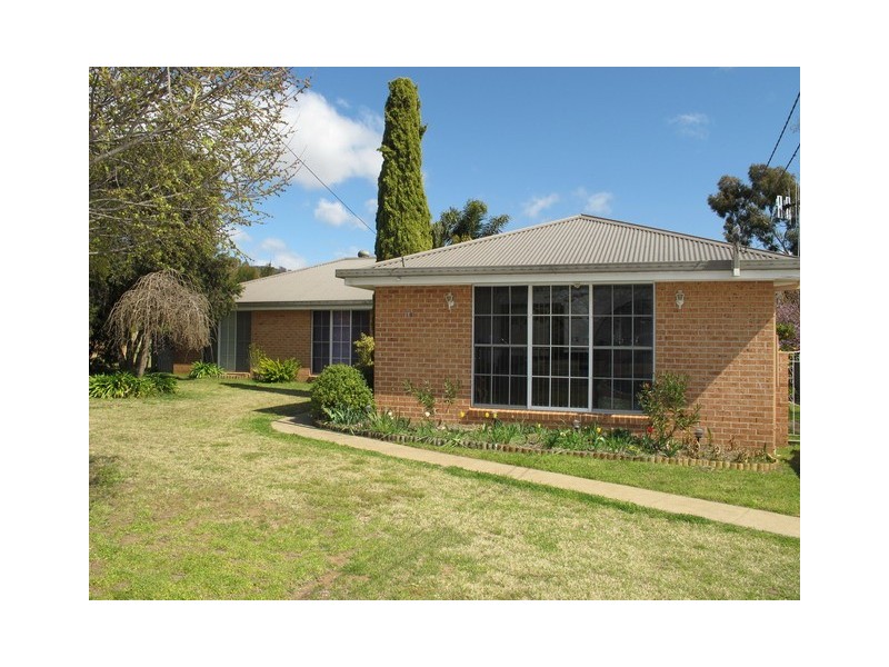 18 Wentworth Avenue, Mudgee NSW 2850
