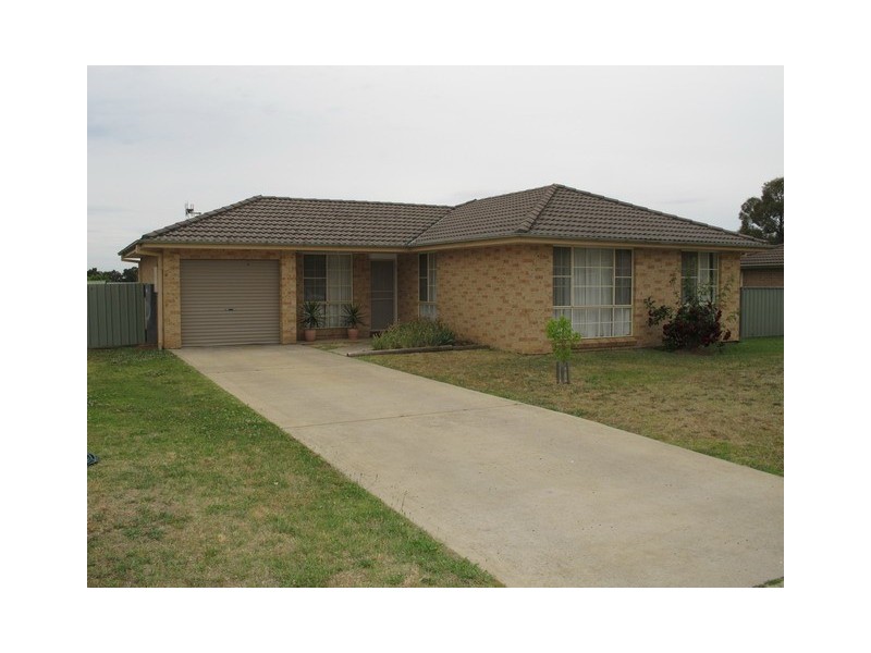 12 Gawthorne Place, Mudgee NSW 2850