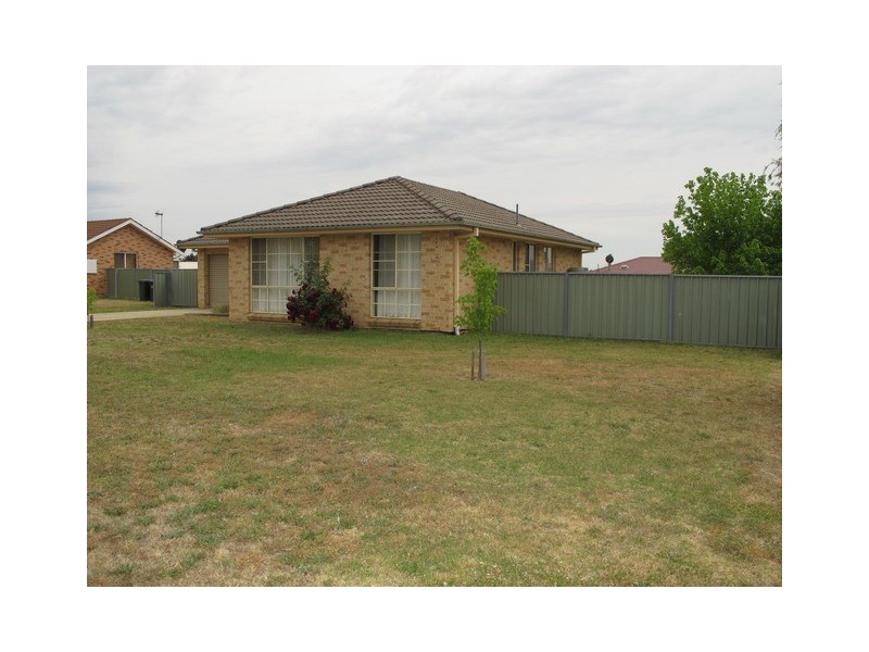 12 Gawthorne Place, Mudgee NSW 2850