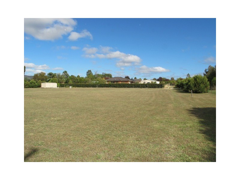 38 Leconfield Drive, Mudgee NSW 2850