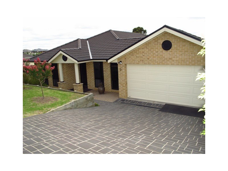 5a Banjo Paterson Ave, Mudgee NSW 2850