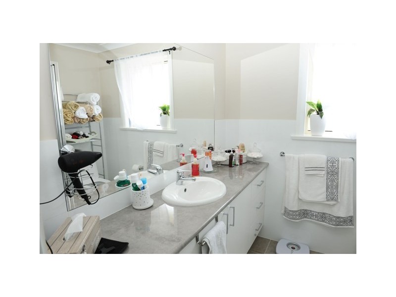 9 Hennessy Place, Mudgee NSW 2850