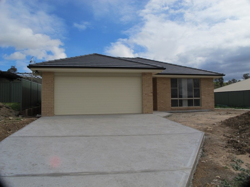 58 Banjo Paterson Ave, Mudgee NSW 2850