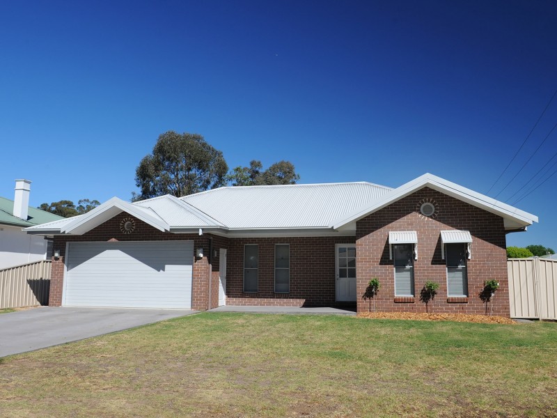 60 Lawson Street, Mudgee NSW 2850
