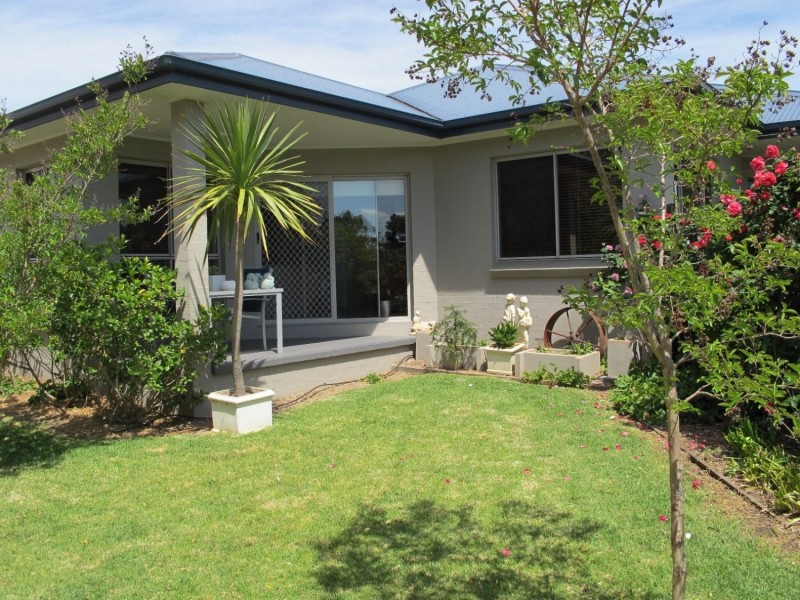 58 Macquarie Drive, Mudgee NSW 2850