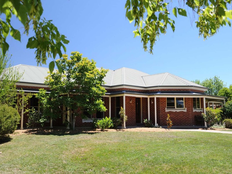63 Henry Lawson Drive, Mudgee NSW 2850