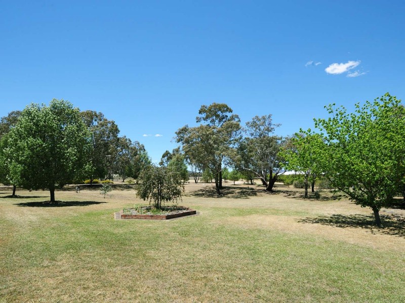 63 Henry Lawson Drive, Mudgee NSW 2850