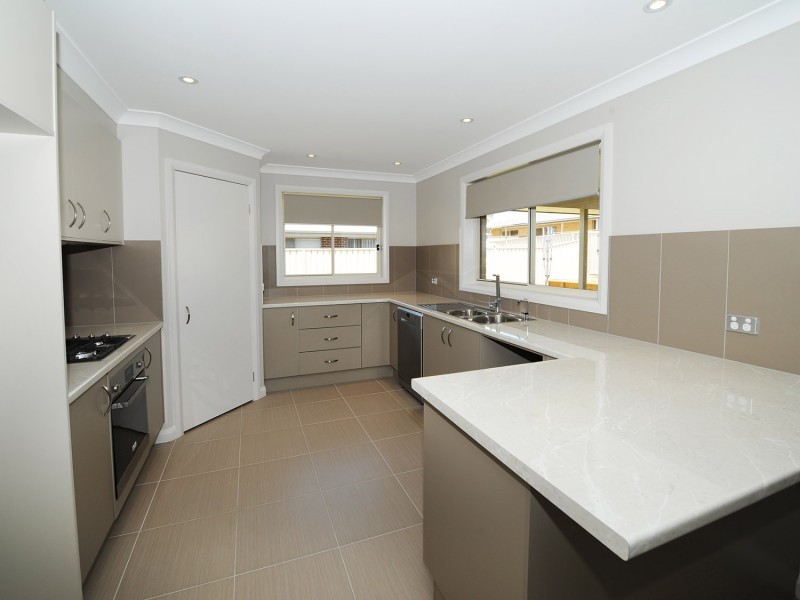 8 Dunphy Crescent, Mudgee NSW 2850