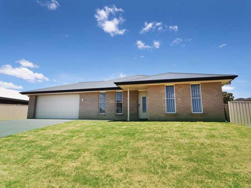 8 Dunphy Crescent, Mudgee NSW 2850