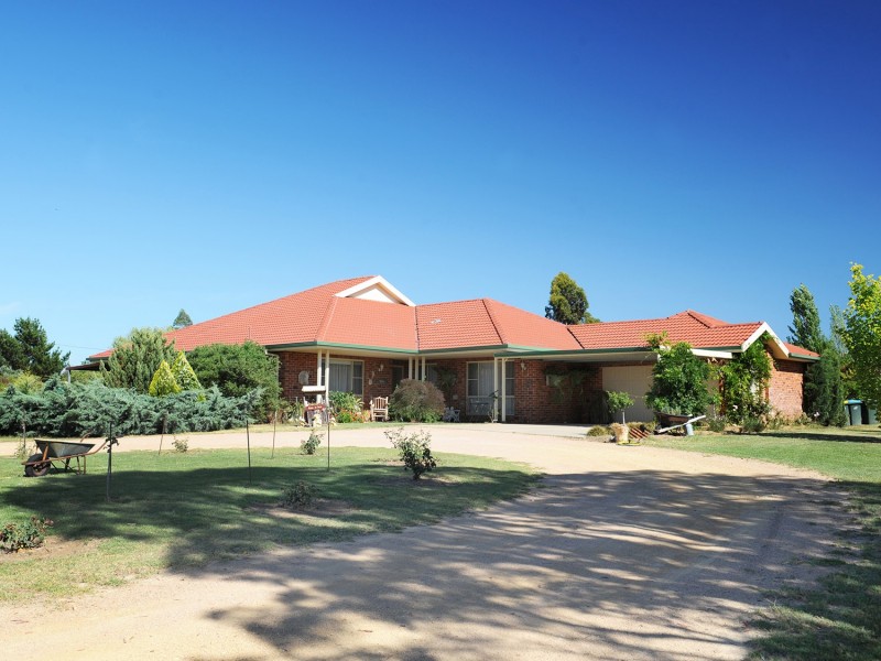 25 Leconfield Drive, Mudgee NSW 2850