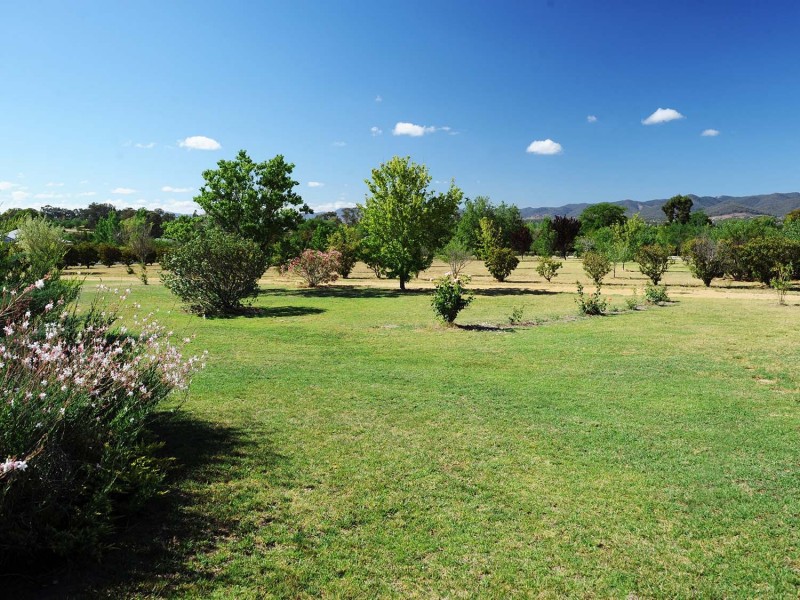 25 Leconfield Drive, Mudgee NSW 2850