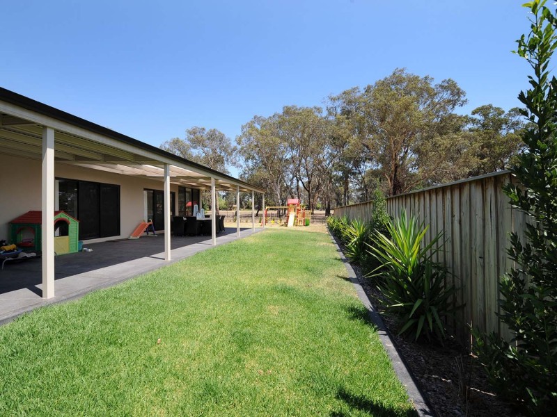 11 Inverness Avenue, Mudgee NSW 2850