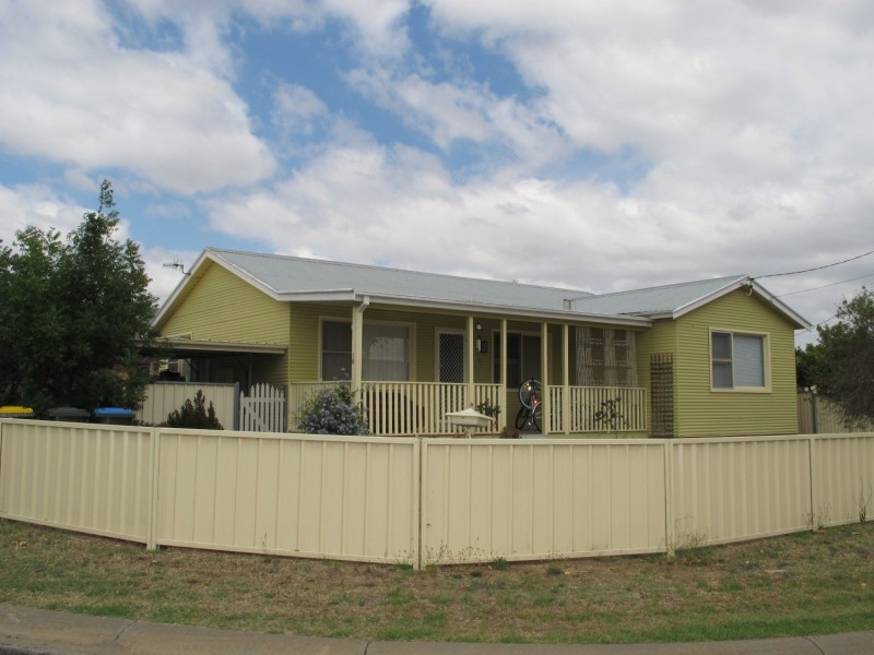 18 First Street, Mudgee NSW 2850