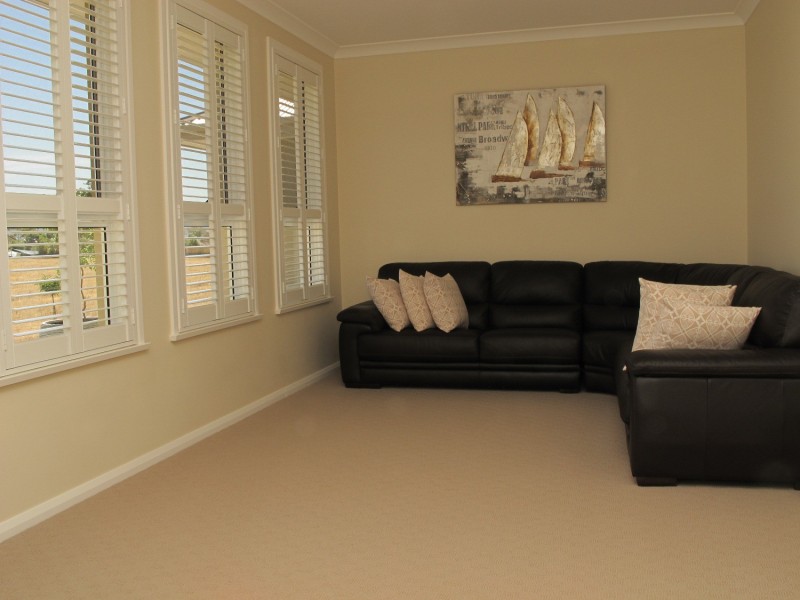 8 Glenayr Close, Mudgee NSW 2850