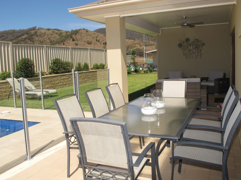 8 Glenayr Close, Mudgee NSW 2850