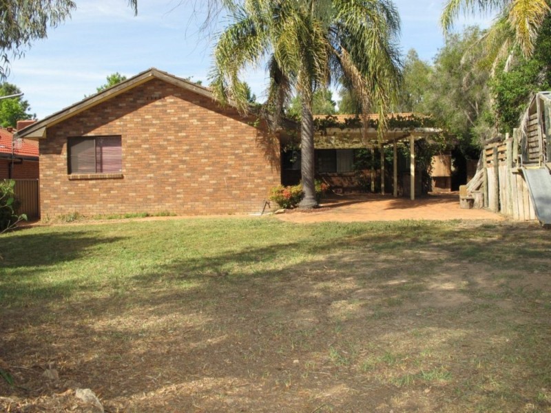 16 Burgundy Road, Mudgee NSW 2850