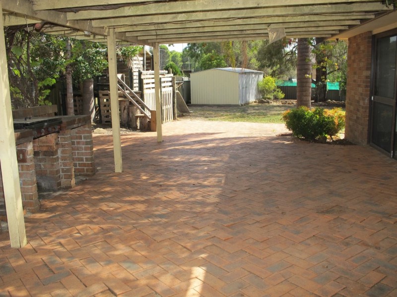 16 Burgundy Road, Mudgee NSW 2850