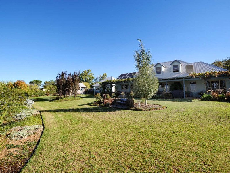 104 Bellevue Road, Mudgee NSW 2850