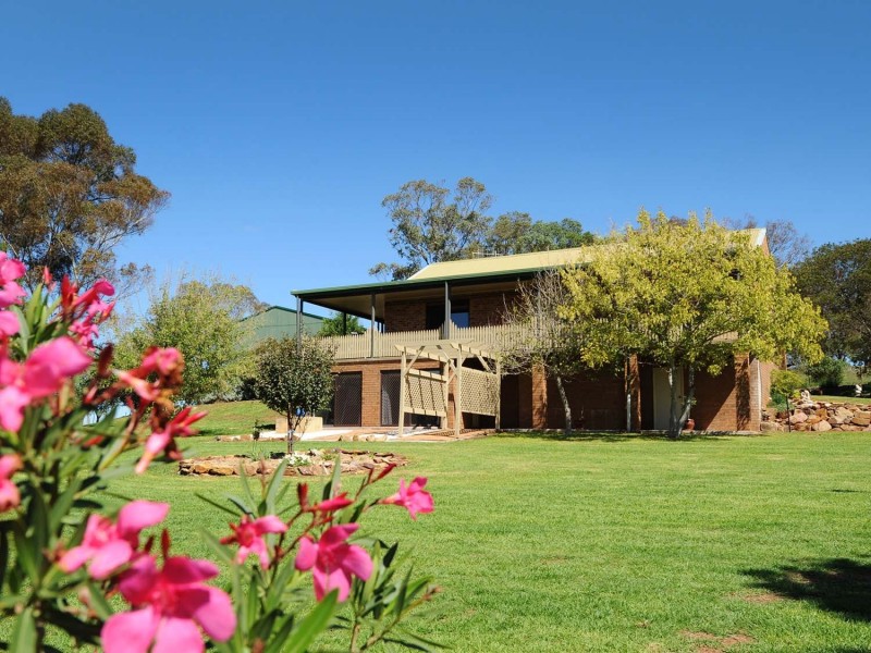 57 Cunningham Lane, Mudgee NSW 2850