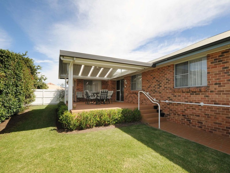 22 Woodside Close, Mudgee NSW 2850