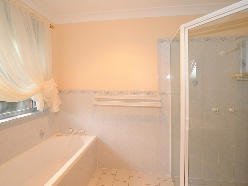 22 Woodside Close, Mudgee NSW 2850