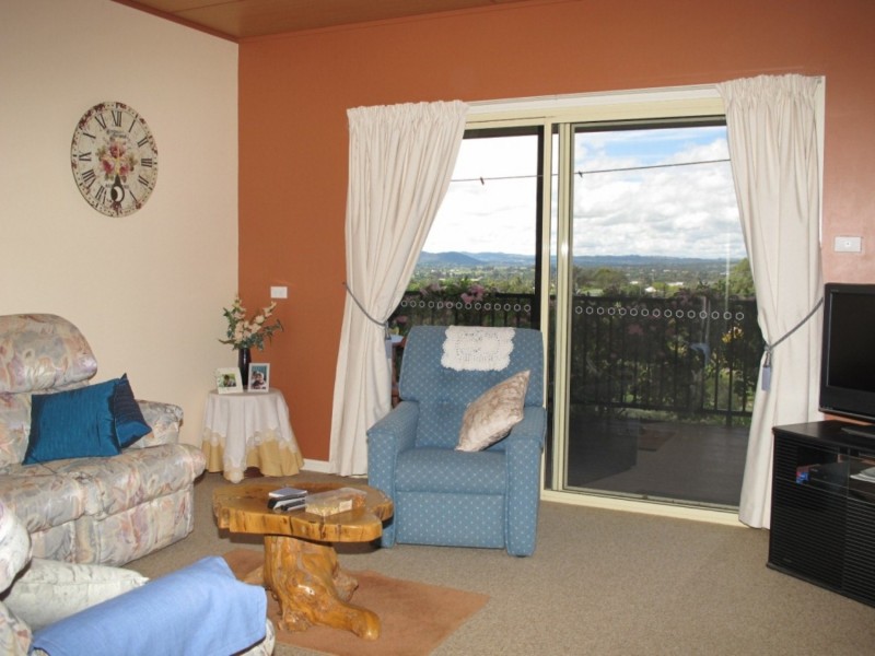 11 Miller Crescent, Mudgee NSW 2850