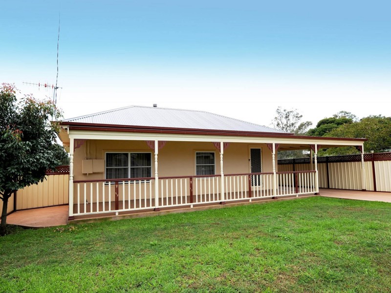 2 Meares Street, Mudgee NSW 2850