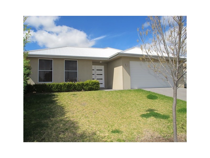 14 Palmer Avenue, Mudgee NSW 2850