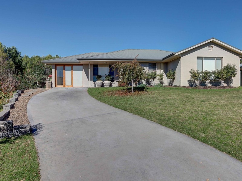 14 Flirtation Avenue, Mudgee NSW 2850