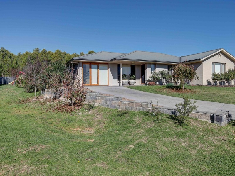 14 Flirtation Avenue, Mudgee NSW 2850