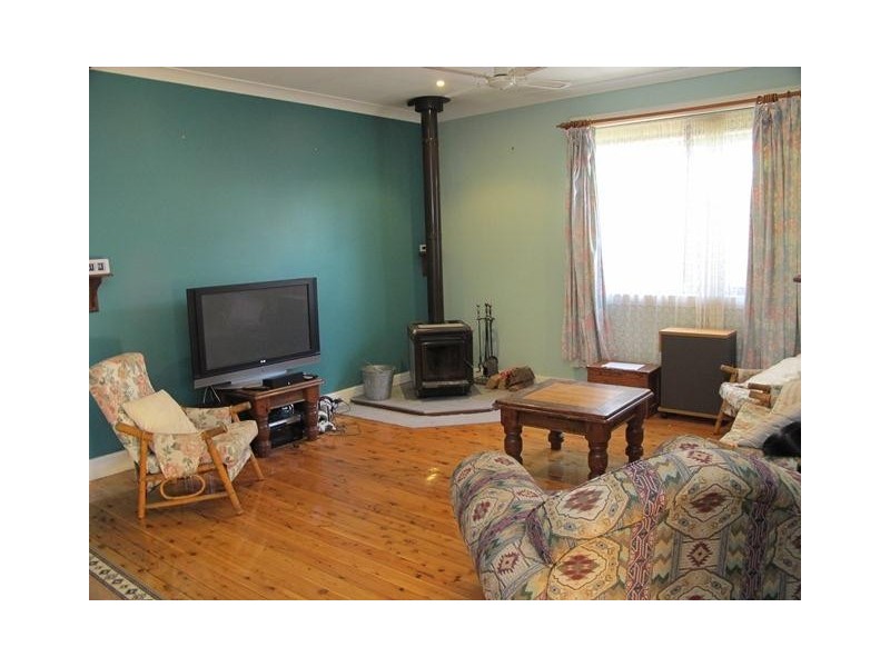 13 Belmore Street, Mudgee NSW 2850