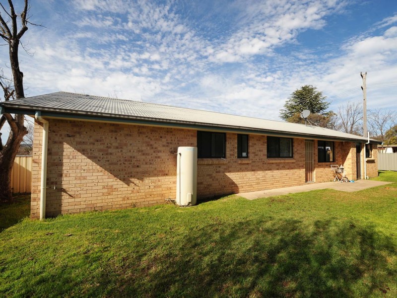 2 Cedar Avenue, Mudgee NSW 2850