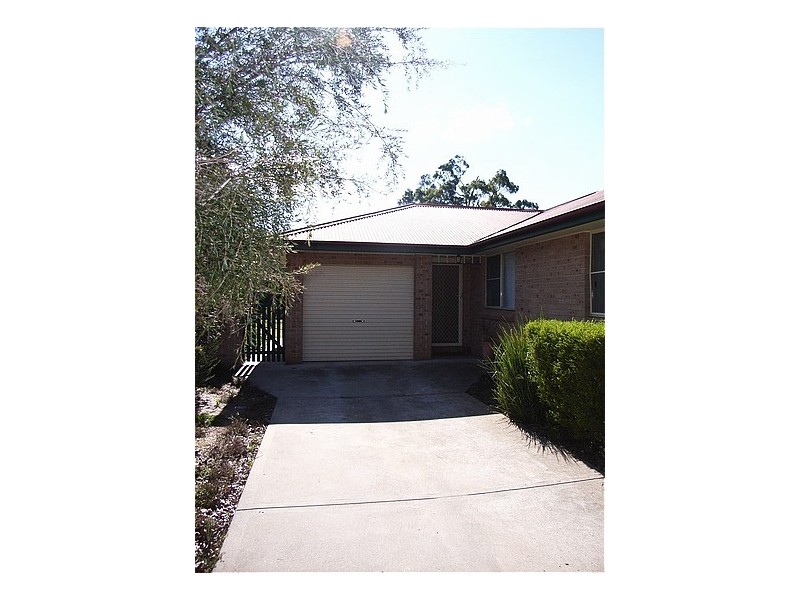 2/18 Abernethy Close, Mudgee NSW 2850