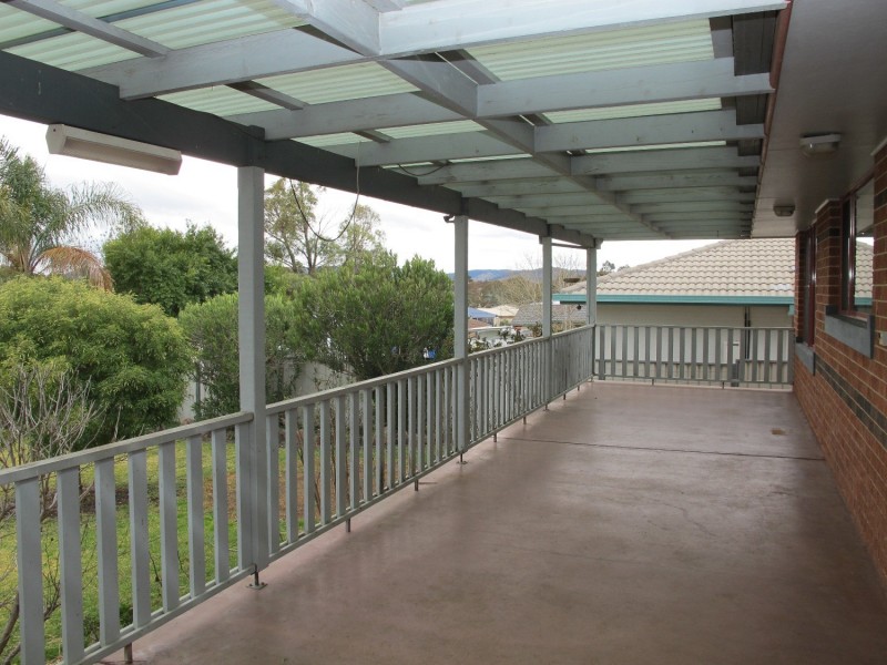 52 Dewhurst Drive, Mudgee NSW 2850