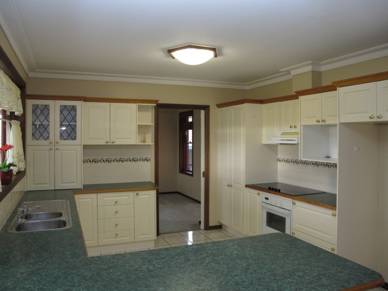 52 Dewhurst Drive, Mudgee NSW 2850