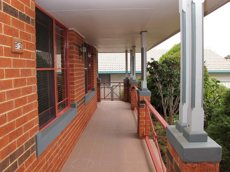 52 Dewhurst Drive, Mudgee NSW 2850