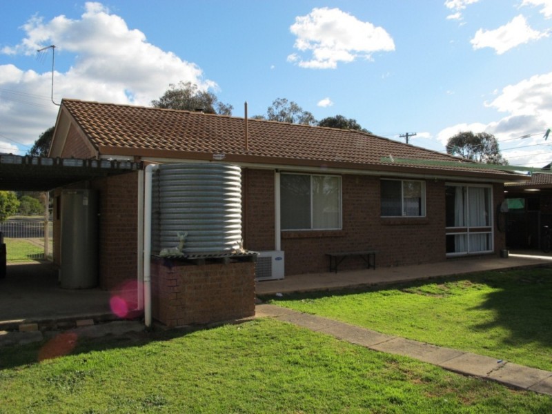 8 Lang Street, Mudgee NSW 2850
