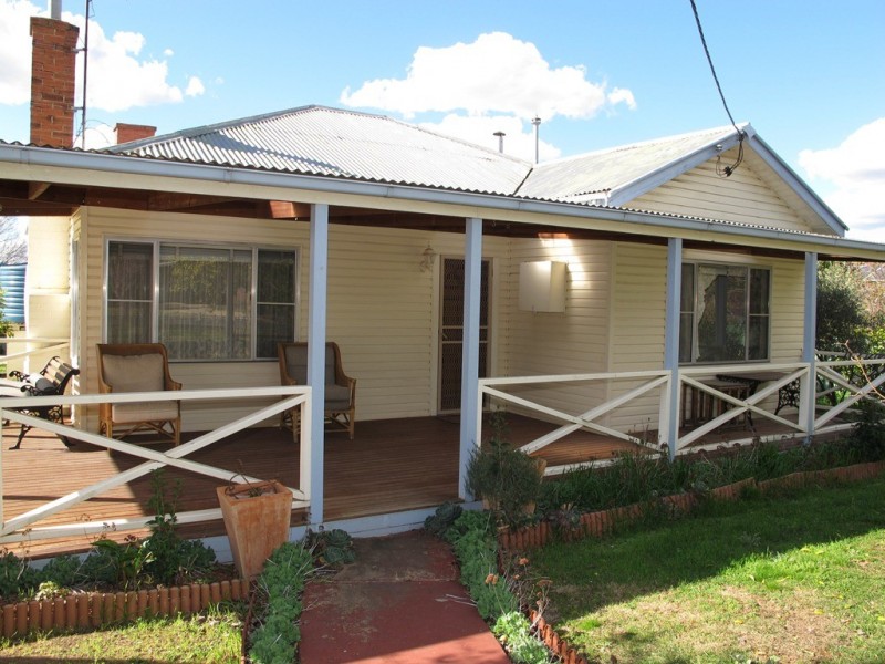 94 Inglis Street, Mudgee NSW 2850
