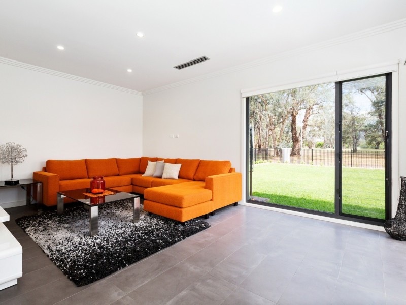 13 Inverness Ave, Mudgee NSW 2850