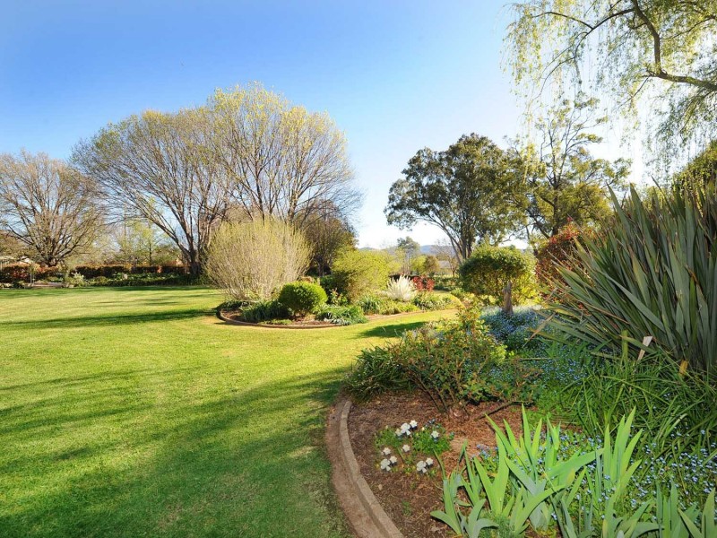 1 Bombira Avenue, Mudgee NSW 2850