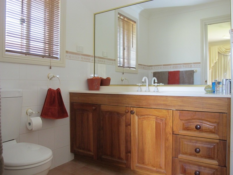 12 Melton Road, Mudgee NSW 2850