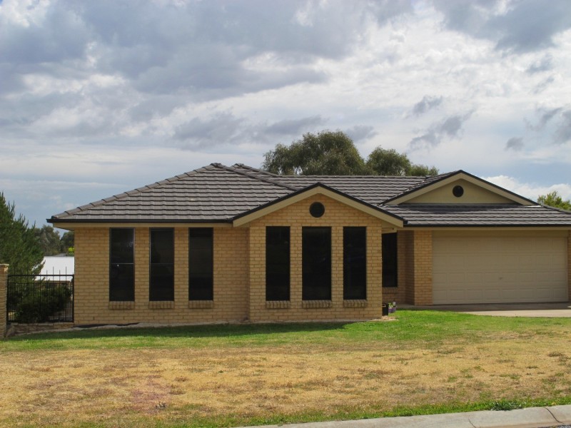 33 Macquarie Drive, Mudgee NSW 2850