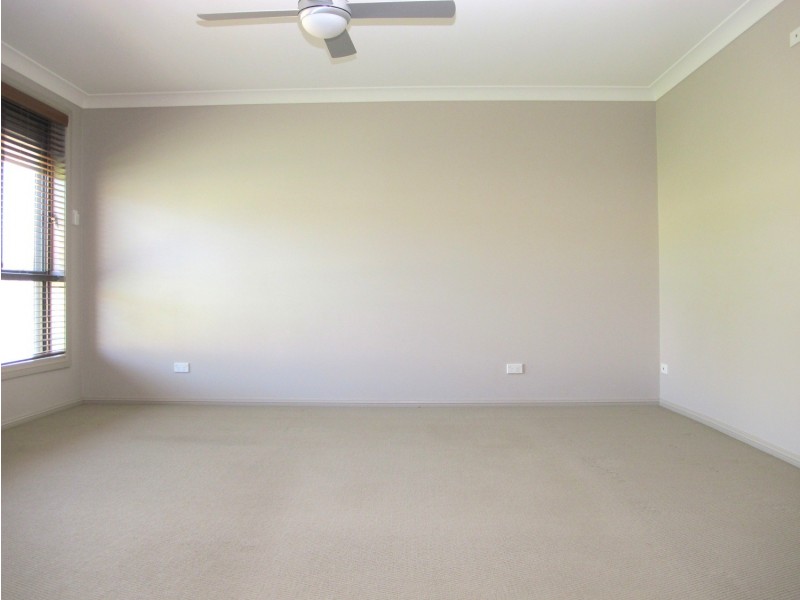 22 Hardy Crescent, Mudgee NSW 2850