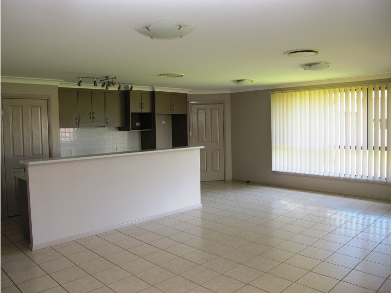 22 Hardy Crescent, Mudgee NSW 2850