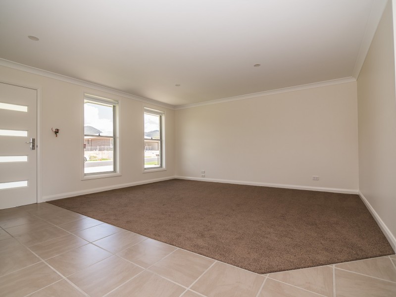 2 Brian Heber Grove, Mudgee NSW 2850