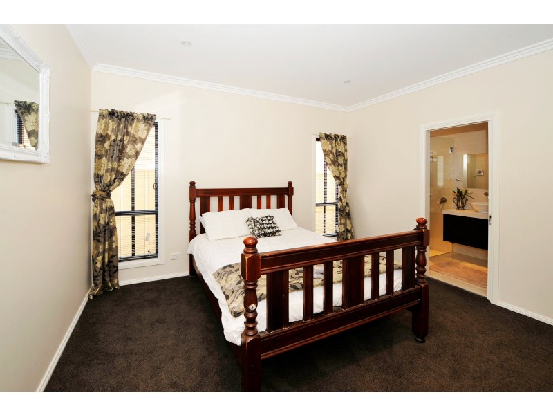 17 Gladstone Street, Mudgee NSW 2850