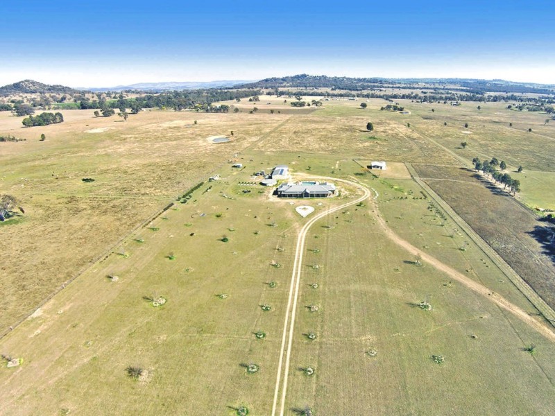 987 Black Springs Road, St Fillans NSW 2850