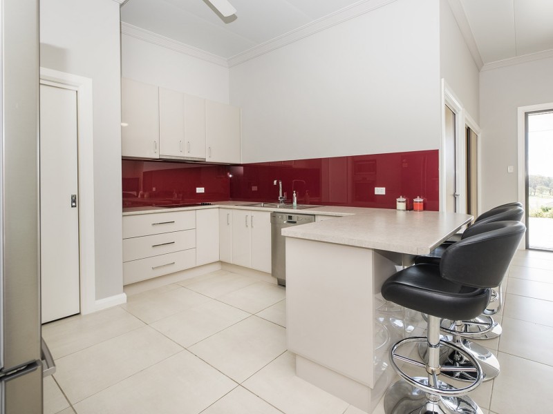 32 Robert Hoddle Grove, Mudgee NSW 2850