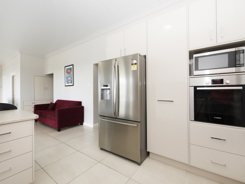 32 Robert Hoddle Grove, Mudgee NSW 2850